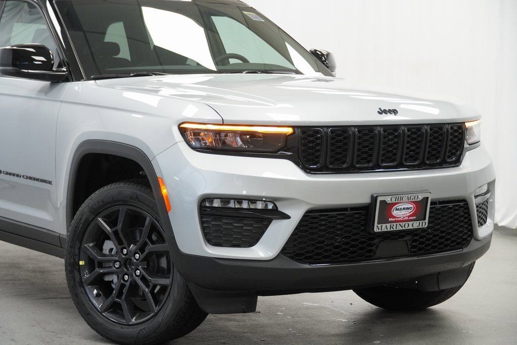 New 2025 Jeep Grand Cherokee Limited image 3