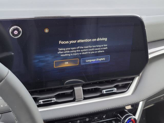 New 2026 Chevrolet Equinox LT w/ Convenience Package II AWD/4WD image 18