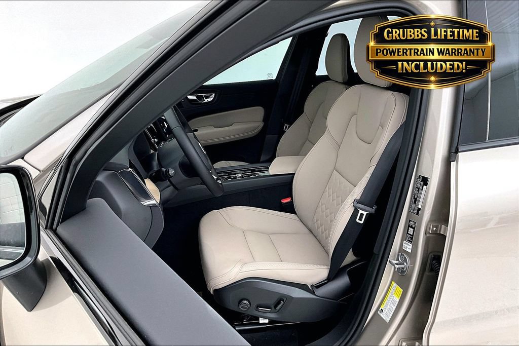 New 2026 Volvo XC60 B5 Plus w/ Protection Package Premier AWD/4WD image 32