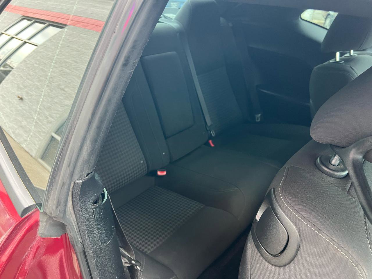 Used 2019 Dodge Challenger SXT image 14