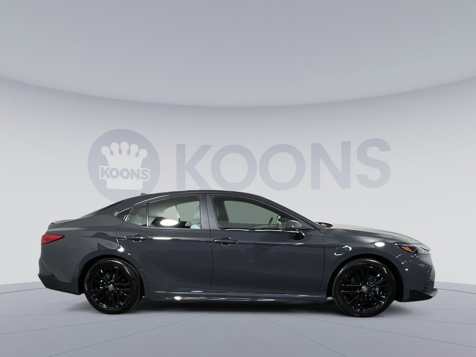 Used 2026 Toyota Camry SE image 12