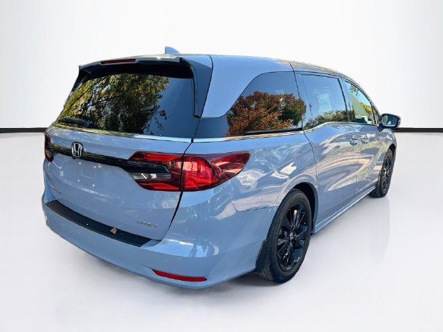 Used 2023 Honda Odyssey Sport image 9
