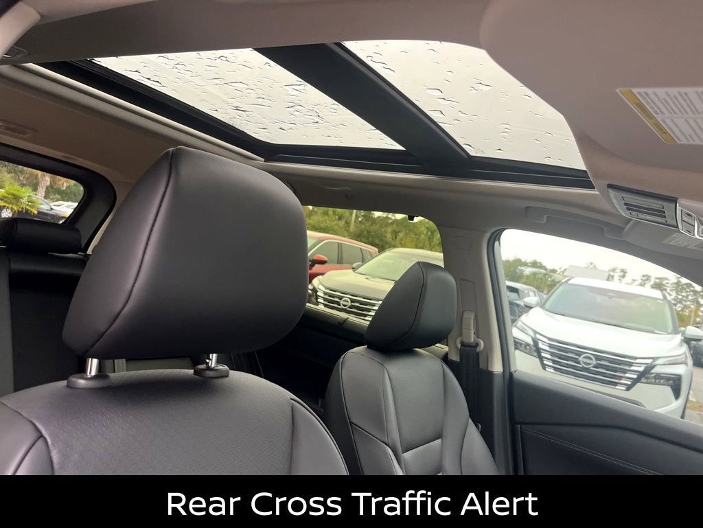 Certified 2025 Nissan Rogue SV w/ SV Premium Package FWD image 6