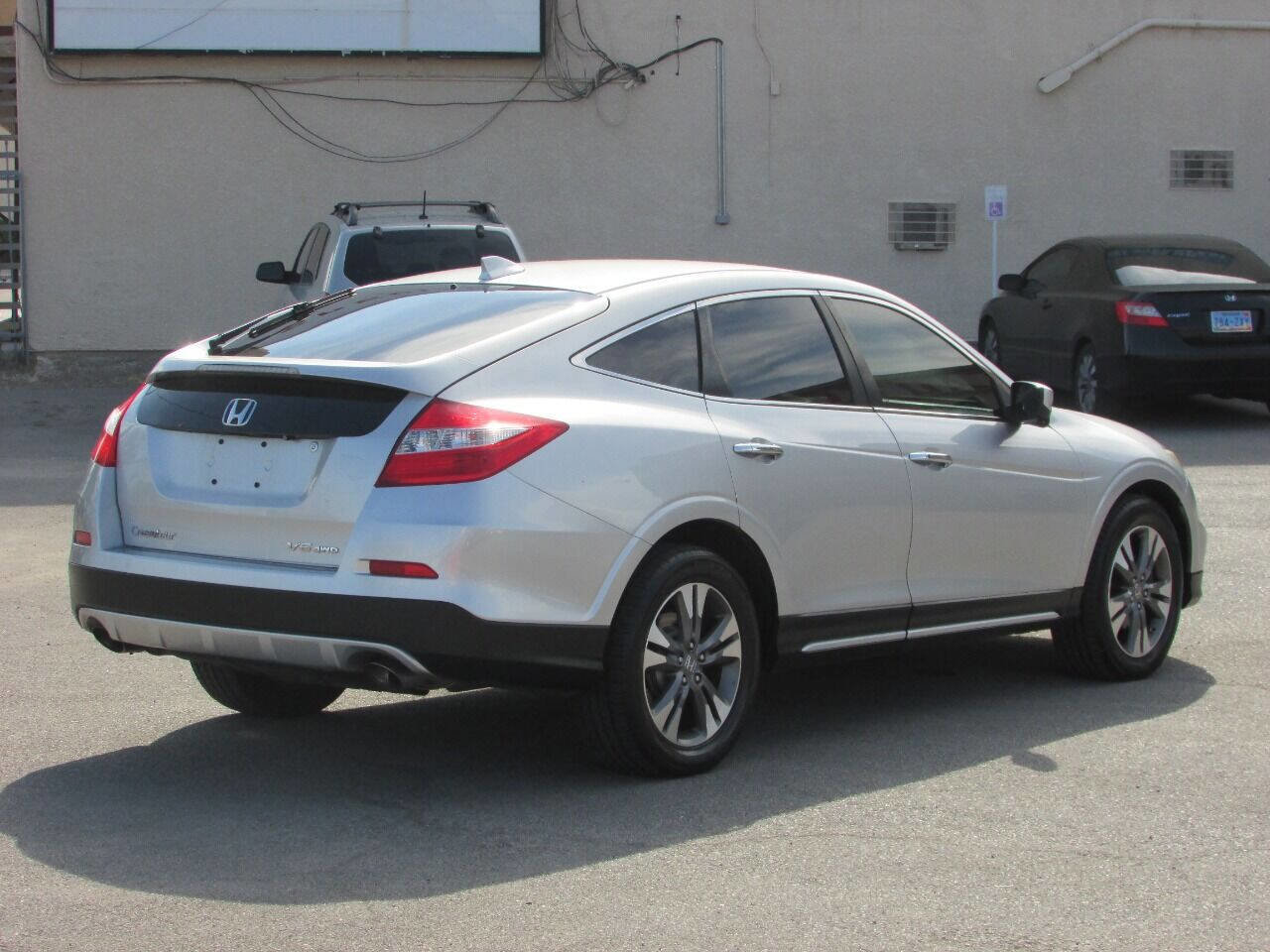 Used 2015 Honda Crosstour EX-L image 12