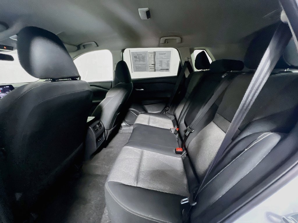 Used 2024 Nissan Rogue SV AWD/4WD image 25