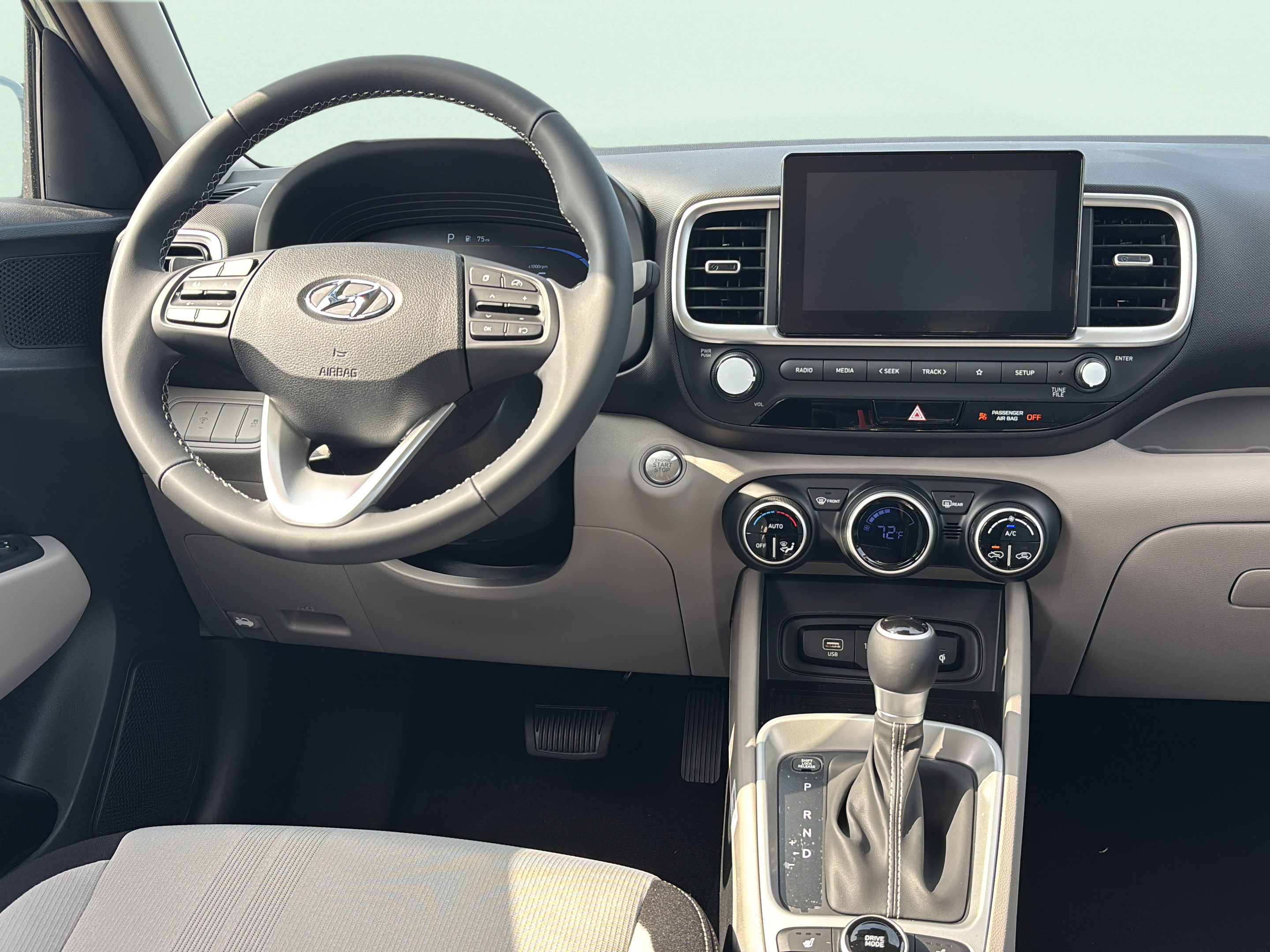 New 2026 Hyundai Venue SEL FWD image 10
