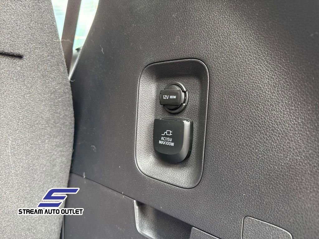 Used 2024 Kia Carnival SX image 12