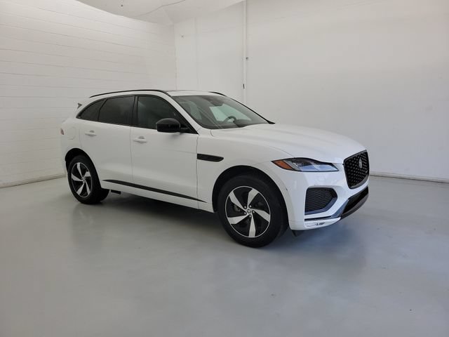 Used 2025 Jaguar F-PACE R-Dynamic S AWD/4WD image 4