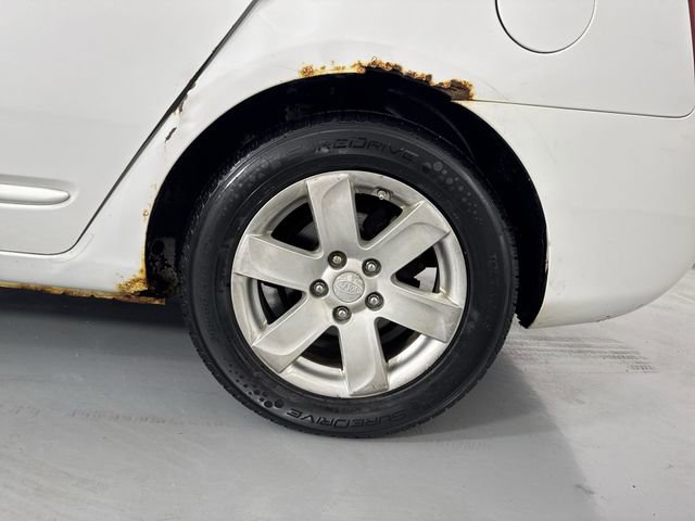 Used 2008 Kia Rondo LX w/ Convenience Pkg FWD image 5