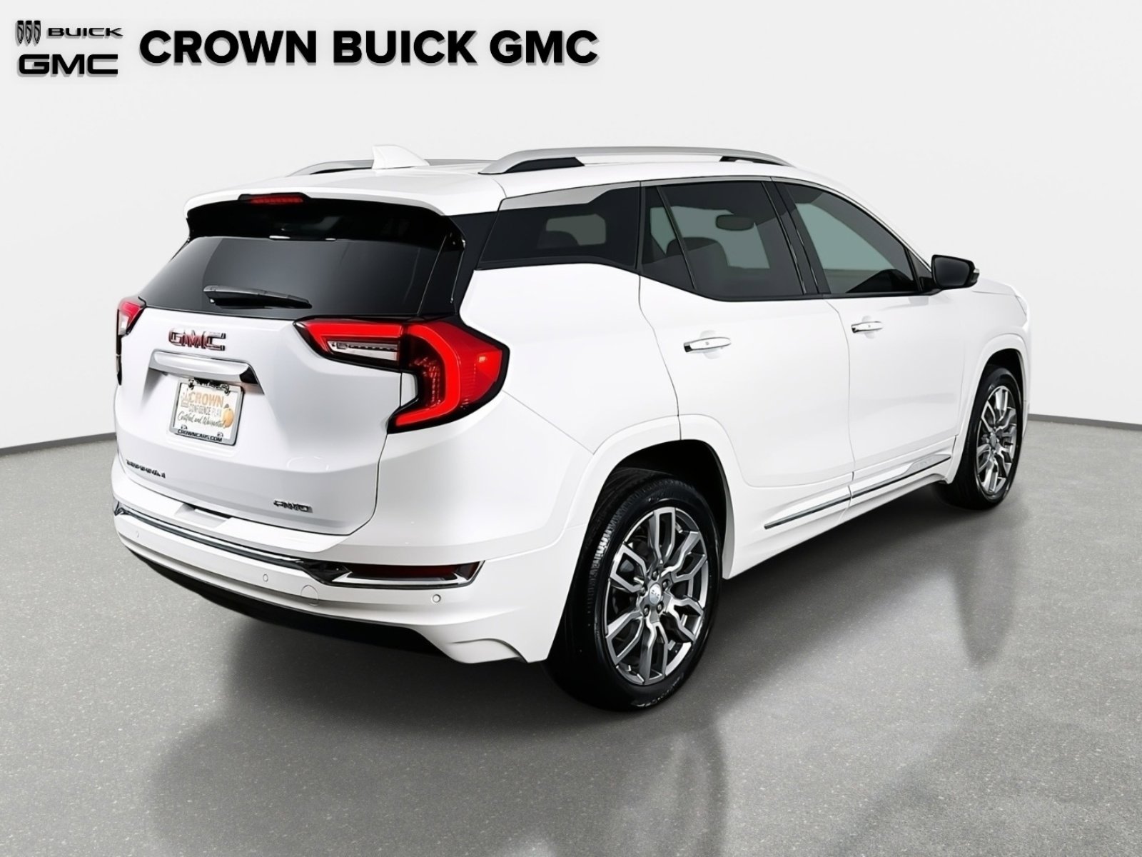 Certified 2022 GMC Terrain Denali image 5