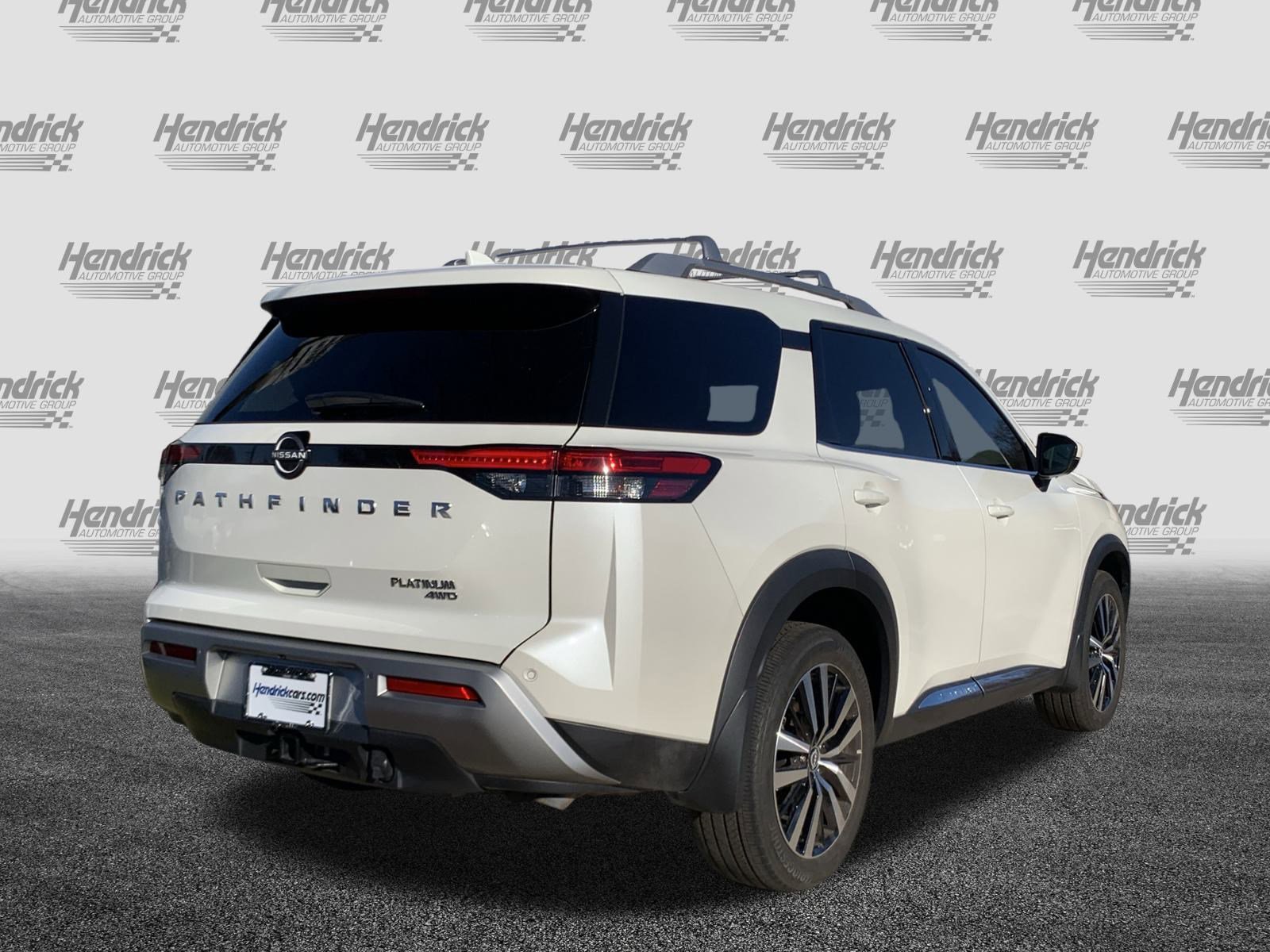Used 2024 Nissan Pathfinder Platinum w/ Cargo Package image 10