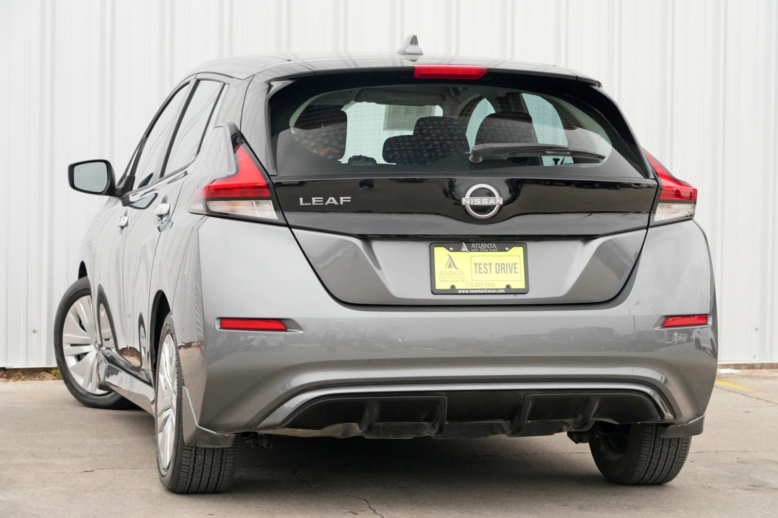 Used 2025 Nissan Leaf S image 4
