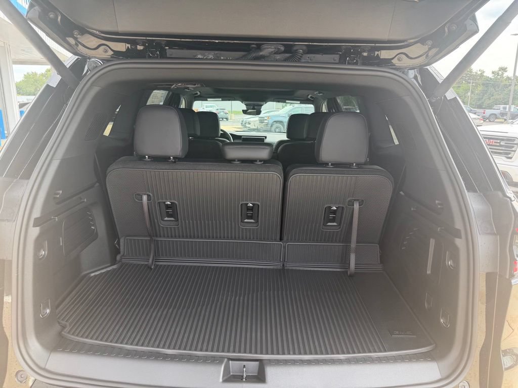 New 2027 GMC Acadia Elevation w/ Black Edition AWD/4WD image 9