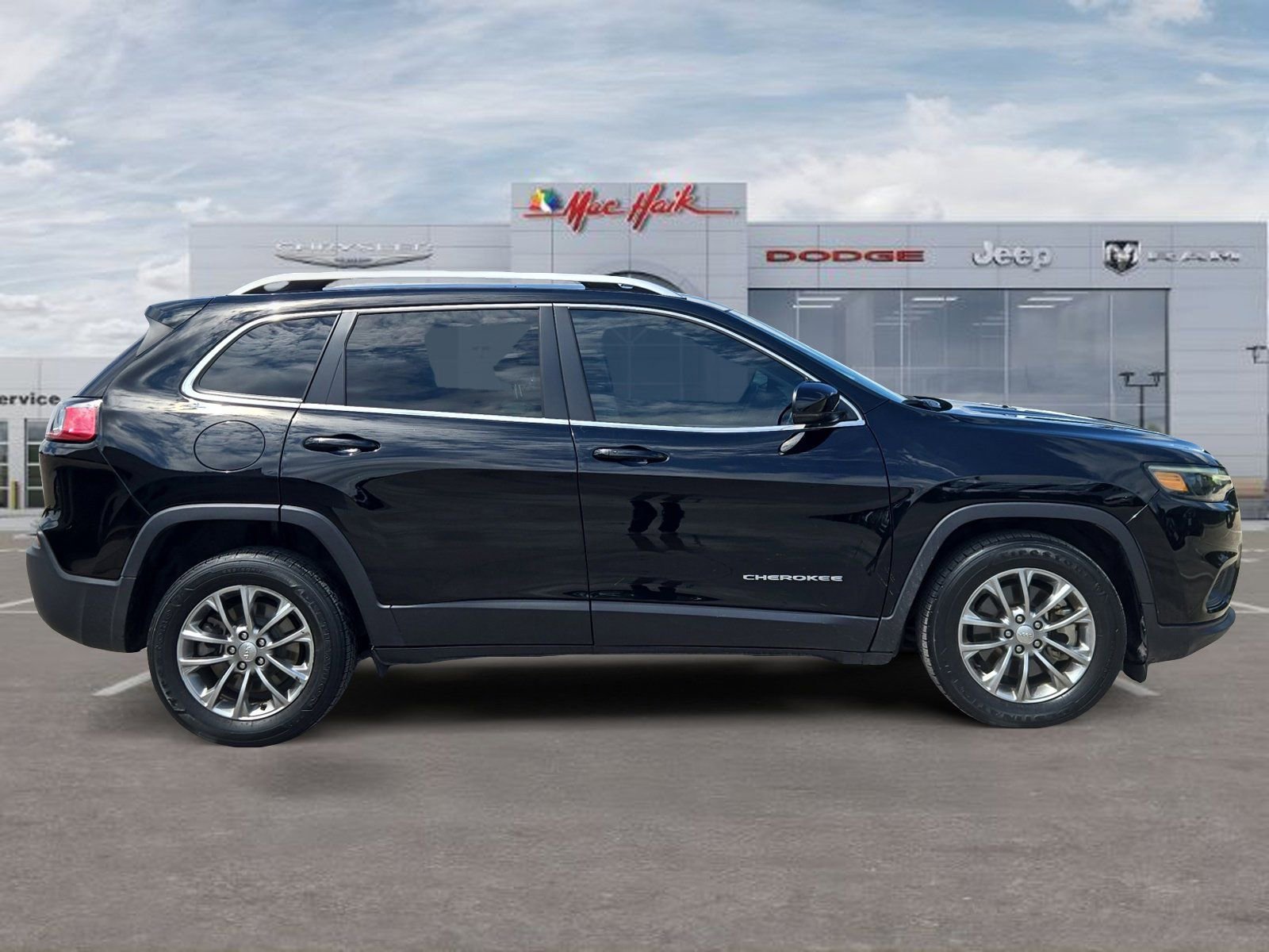Used 2021 Jeep Cherokee Latitude Lux w/ Comfort/Convenience Group FWD image 6
