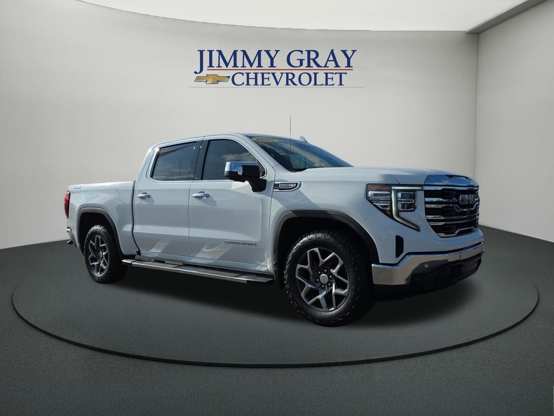 Used 2025 GMC Sierra 1500 SLT w/ SLT Premium Plus Package AWD/4WD image 7