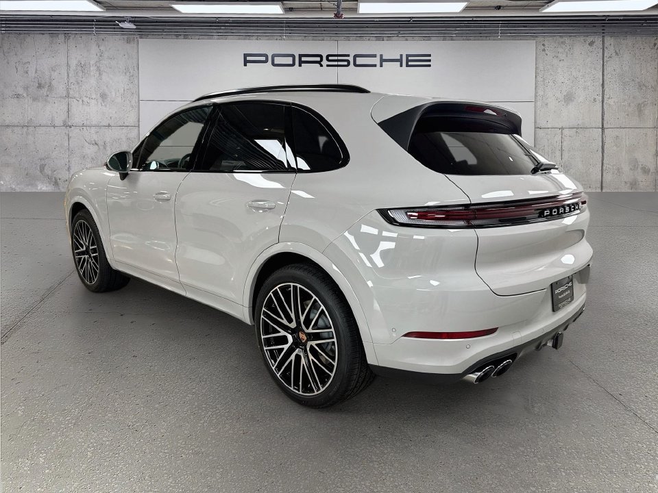 New 2026 Porsche Cayenne AWD/4WD image 3
