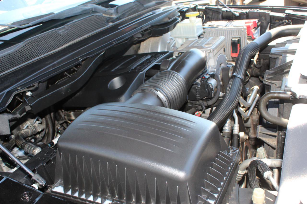 Used 2019 RAM 1500 Laramie AWD/4WD image 35