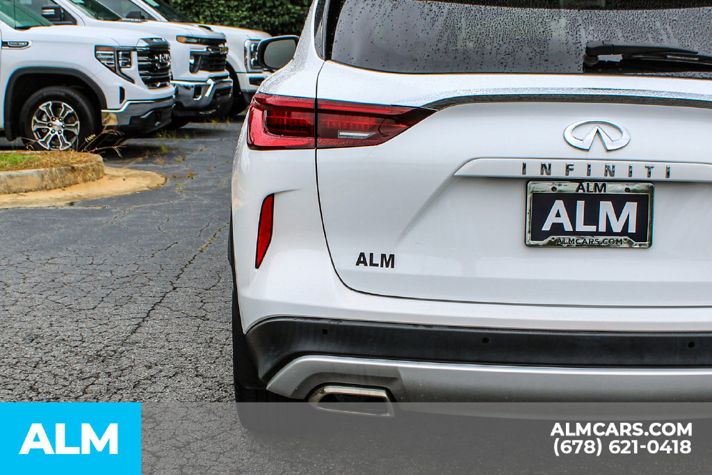 Used 2023 INFINITI QX50 Luxe w/ Accent Package FWD image 12