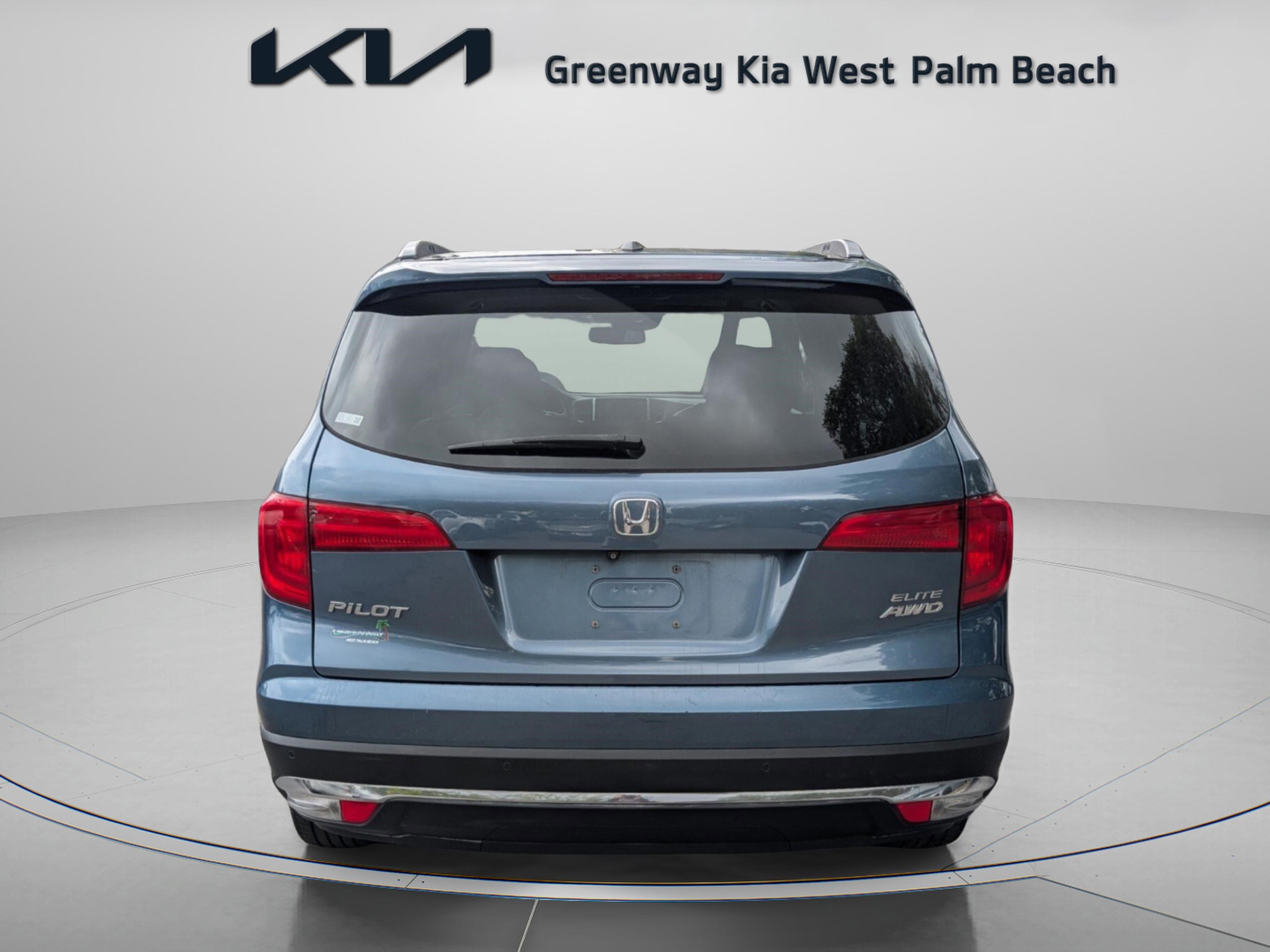 Used 2018 Honda Pilot Elite image 6