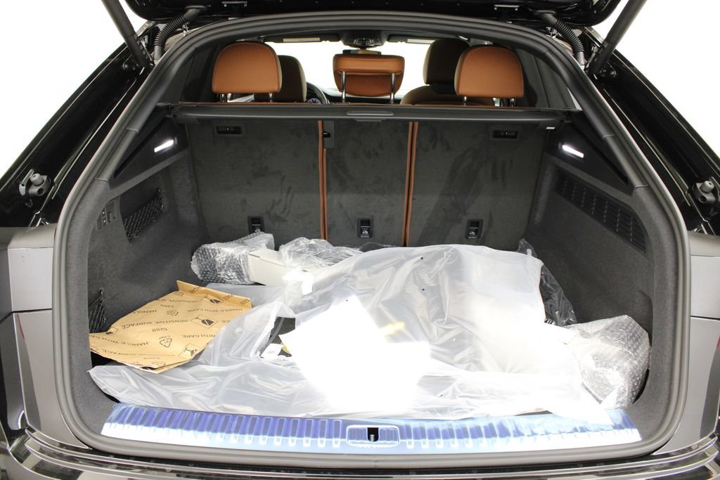 New 2026 Audi Q8 Prestige AWD/4WD image 31