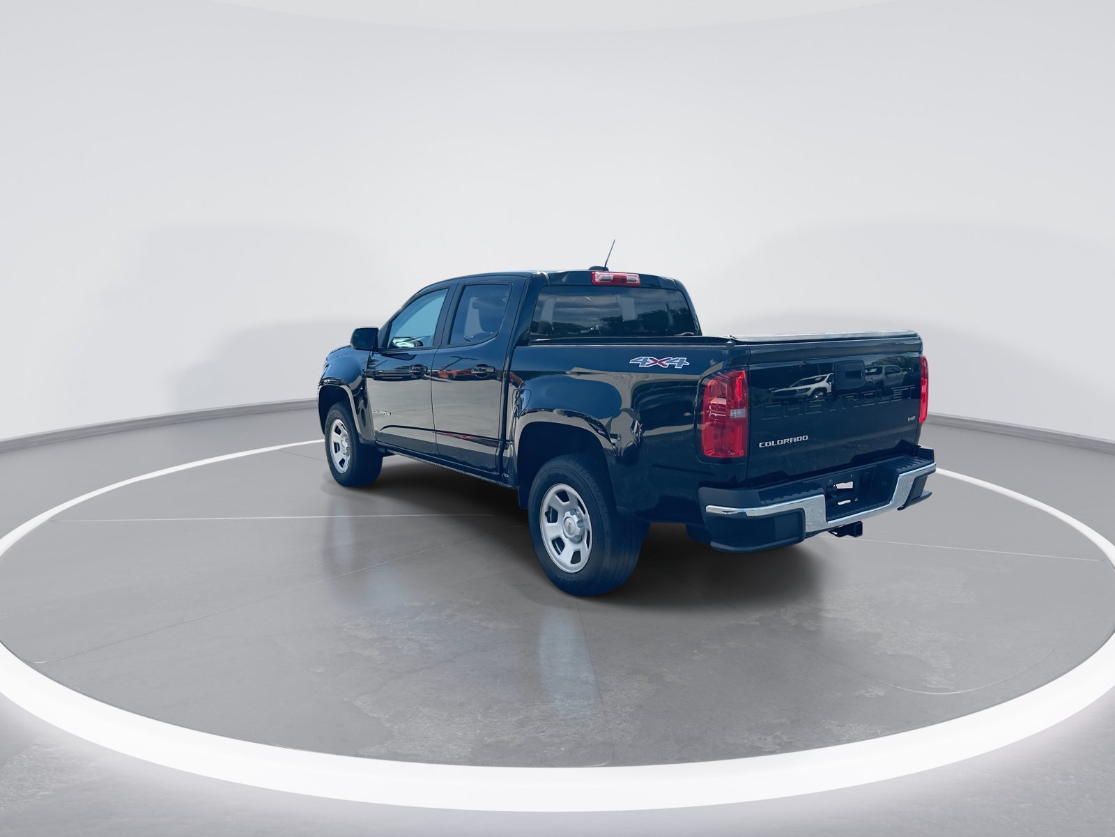 Used 2022 Chevrolet Colorado W/T AWD/4WD image 7