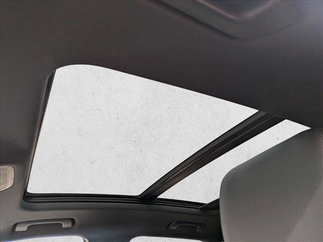 Used 2020 Audi Q3 2.0T Premium image 16