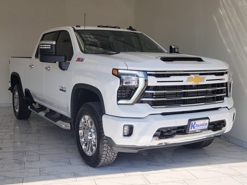New 2026 Chevrolet Silverado 2500 LT w/ Z71 Chrome Sport Edition AWD/4WD image 3
