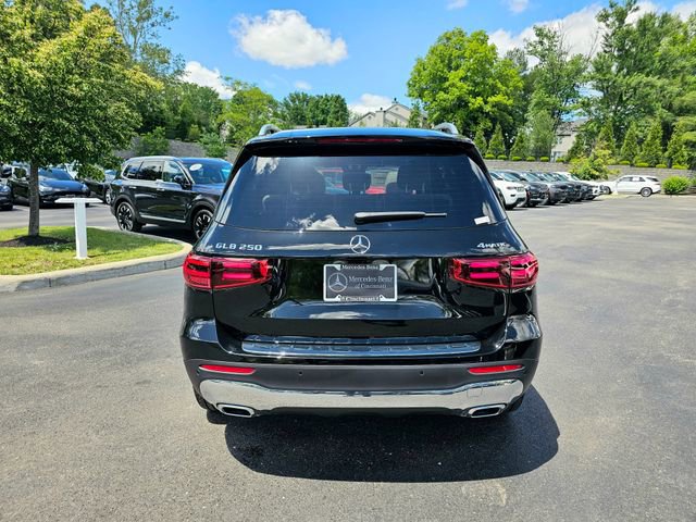 New 2026 Mercedes-Benz GLB 250 4MATIC image 8