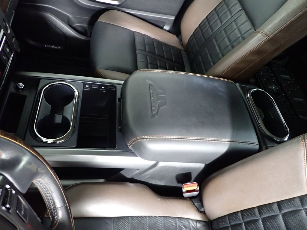 Used 2017 Nissan Titan Platinum Reserve RWD image 32