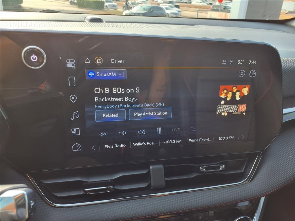 Used 2025 Chevrolet Equinox RS w/ Safety and Technology Package image 6