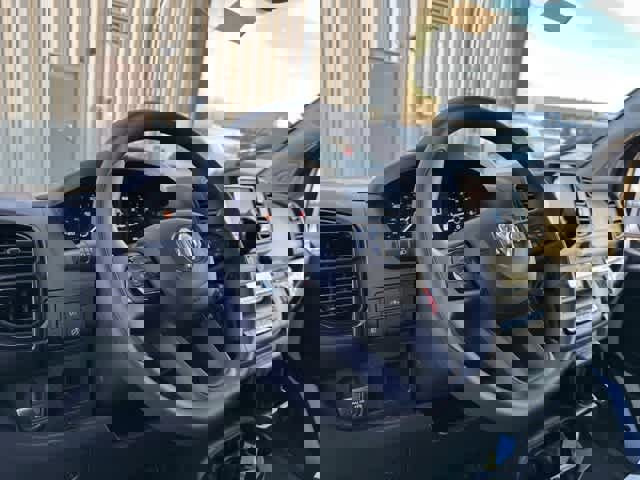 Used 2024 RAM ProMaster 2500 w/ Convenience Group image 3