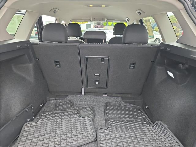 Used 2025 Volkswagen Taos S image 26