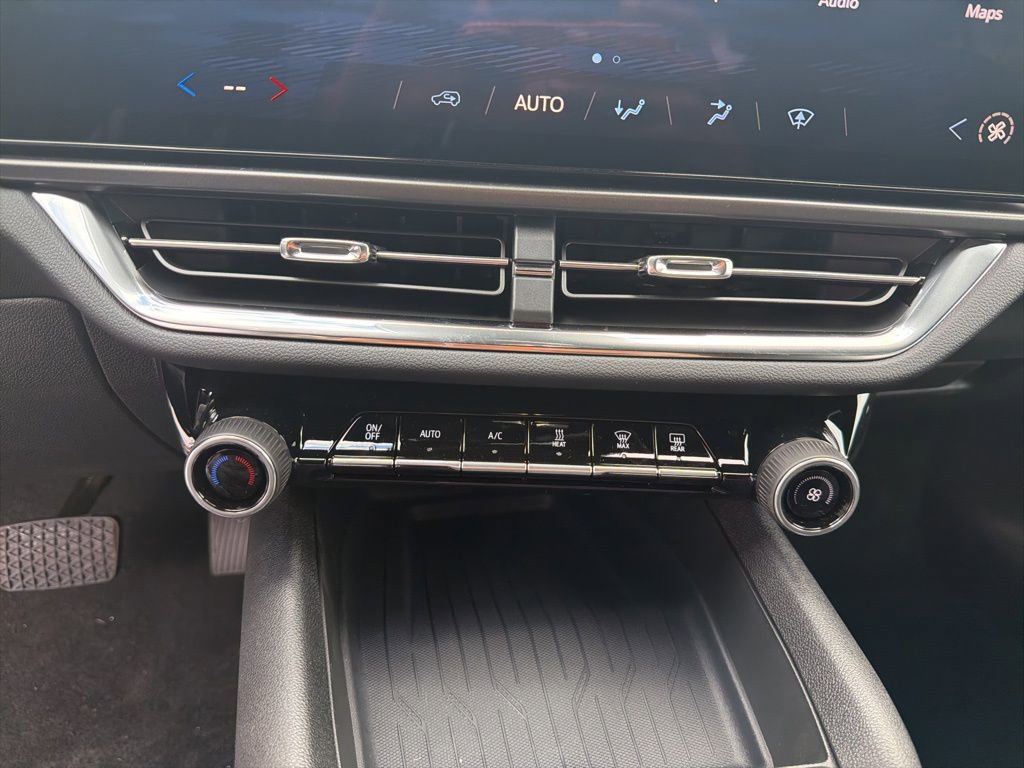 New 2026 Chevrolet Equinox EV LT image 14