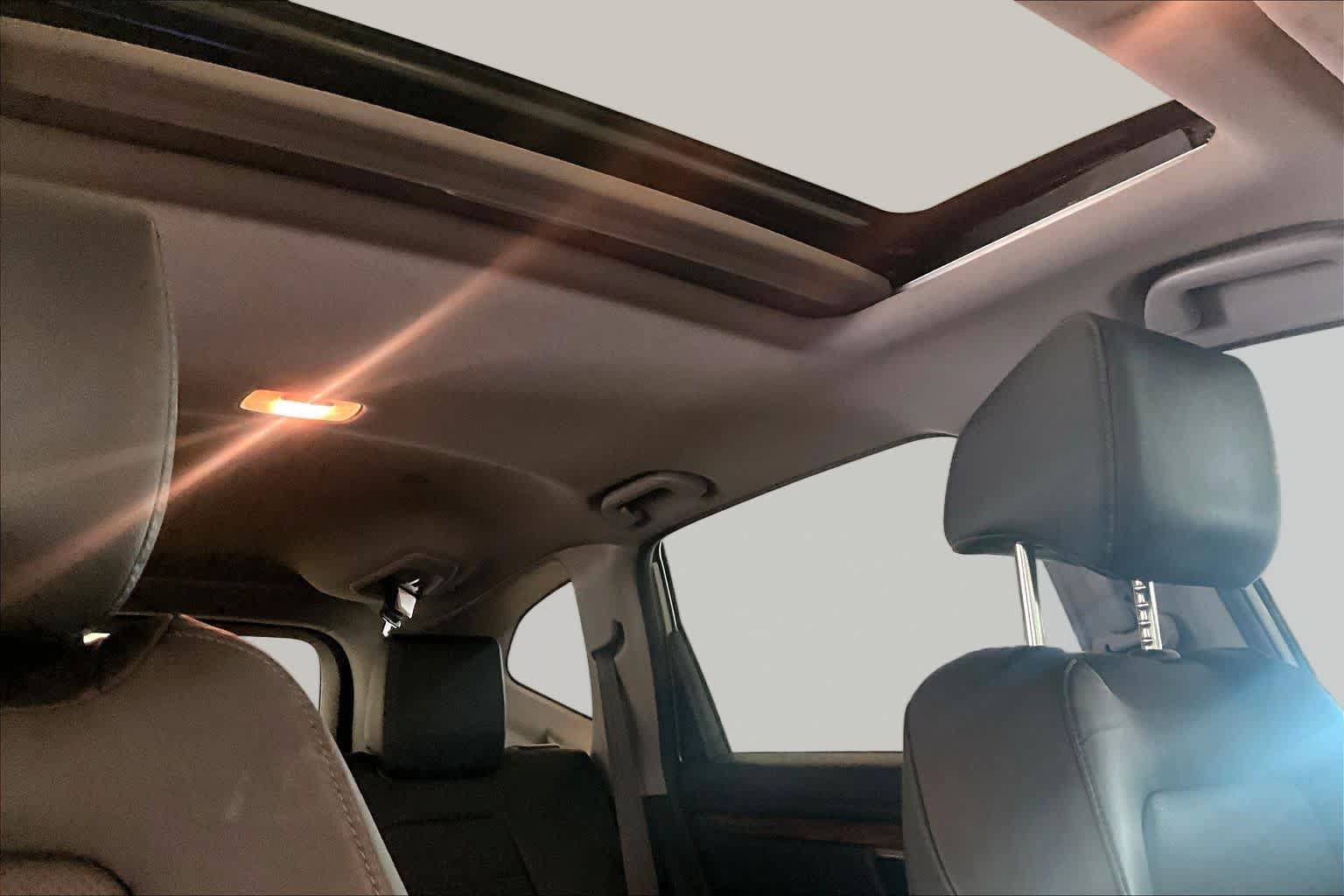 Used 2020 Honda CR-V Touring image 13