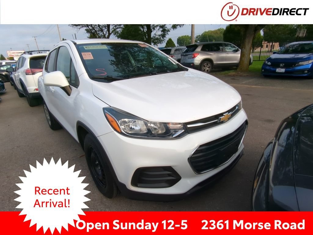 Used 2018 Chevrolet Trax LS FWD image 1