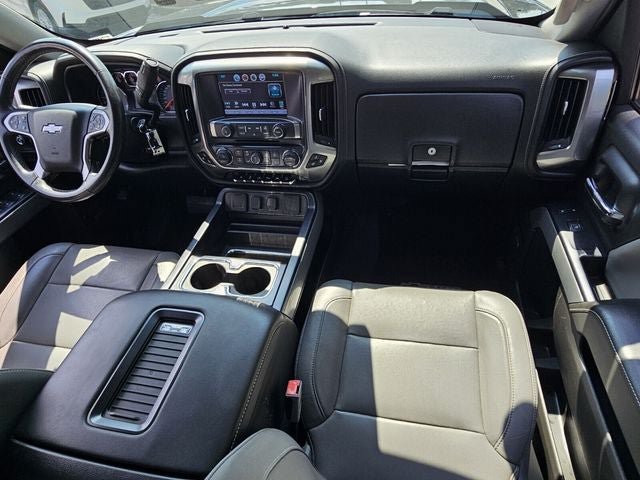 Used 2018 Chevrolet Silverado 1500 LTZ Z71 w/ Centennial Edition AWD/4WD image 15