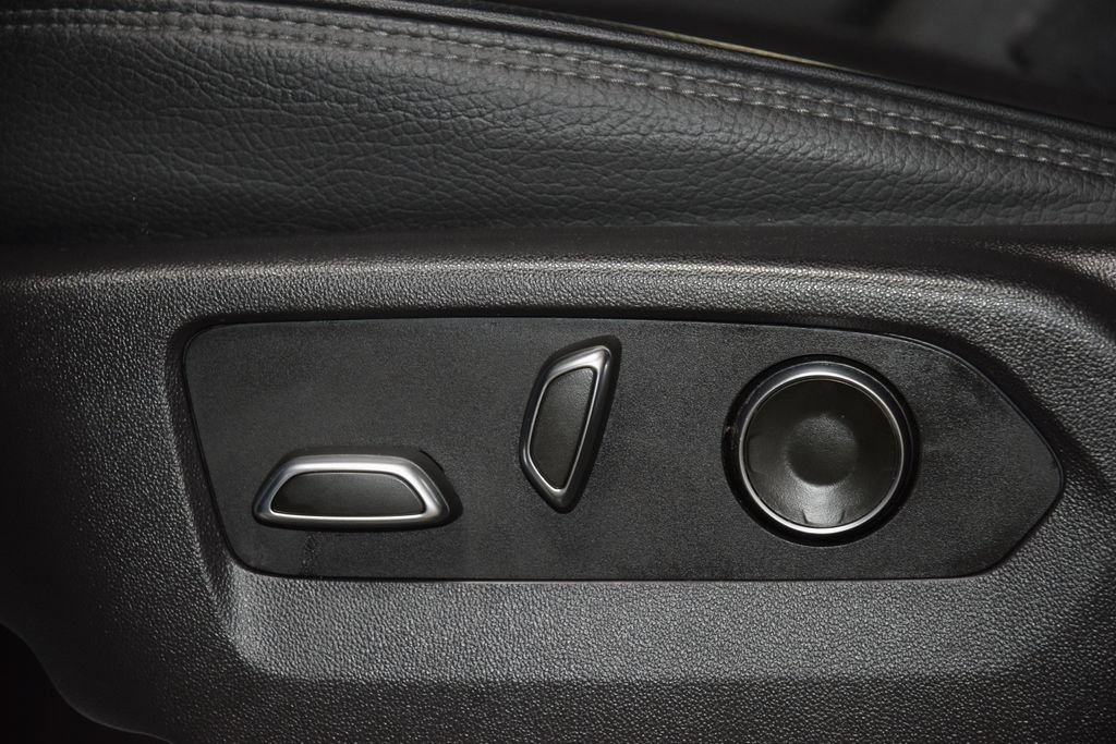 Used 2024 GMC Sierra 1500 Denali AWD/4WD image 41