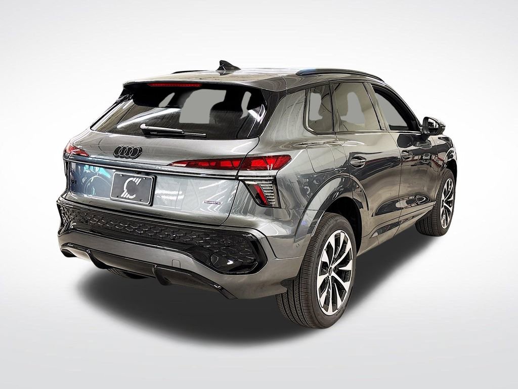 New 2026 Audi Q3 quattro 2.0T image 5