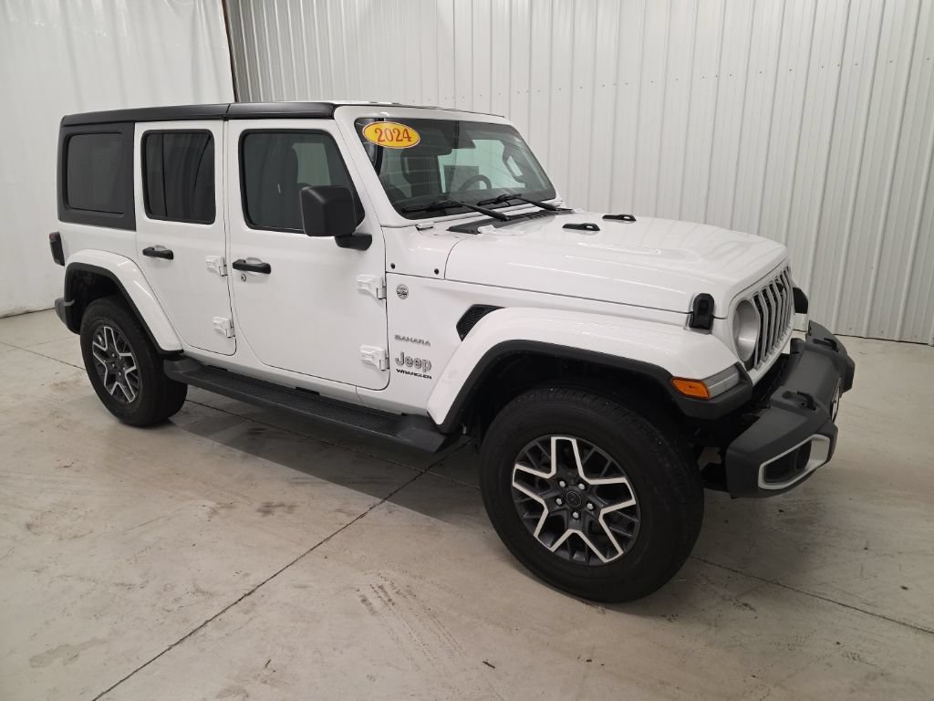 Used 2024 Jeep Wrangler Unlimited Sahara w/ Technology Group AWD/4WD image 7