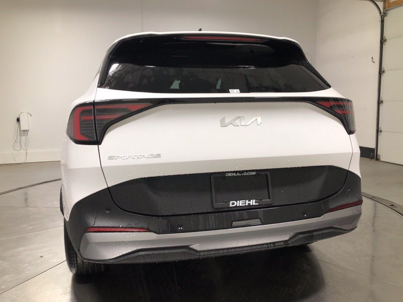 New 2026 Kia Sportage EX FWD image 6