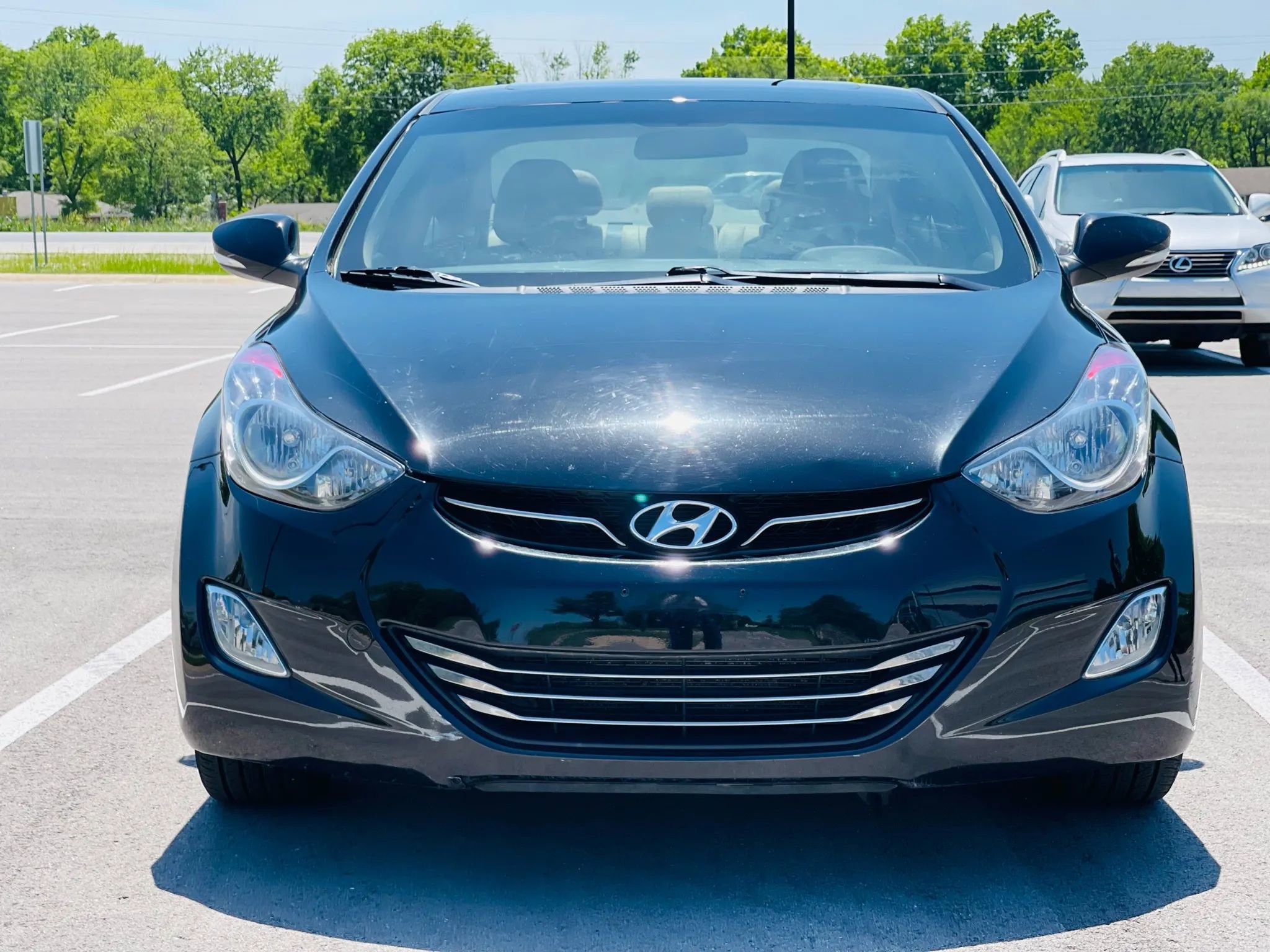 Used 2011 Hyundai Elantra Limited image 2