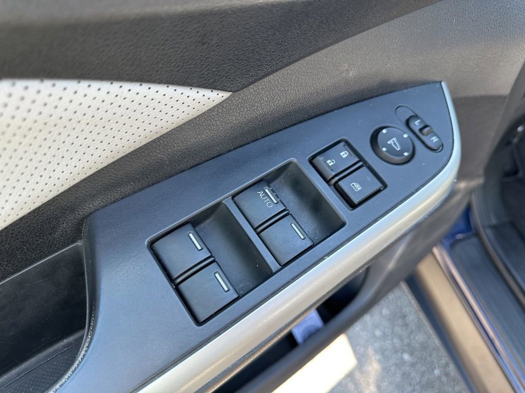 Used 2016 Honda CR-V Touring image 18