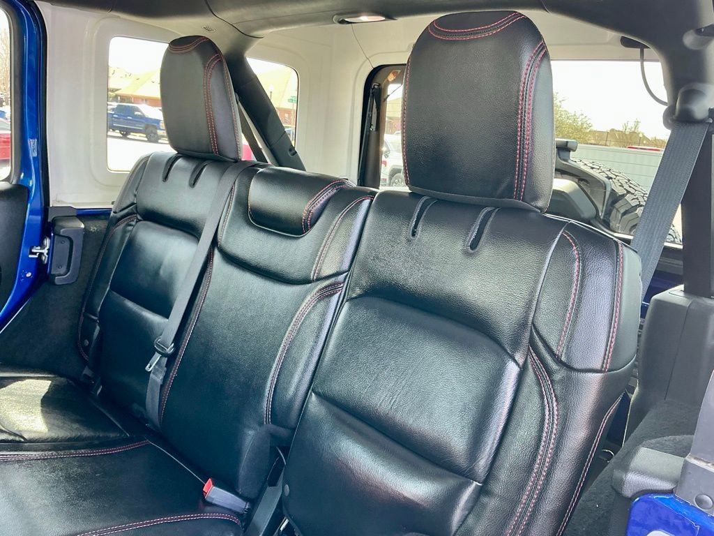 Used 2018 Jeep Wrangler Unlimited Rubicon image 30