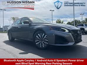Used 2024 Nissan Altima 2.5 SV
