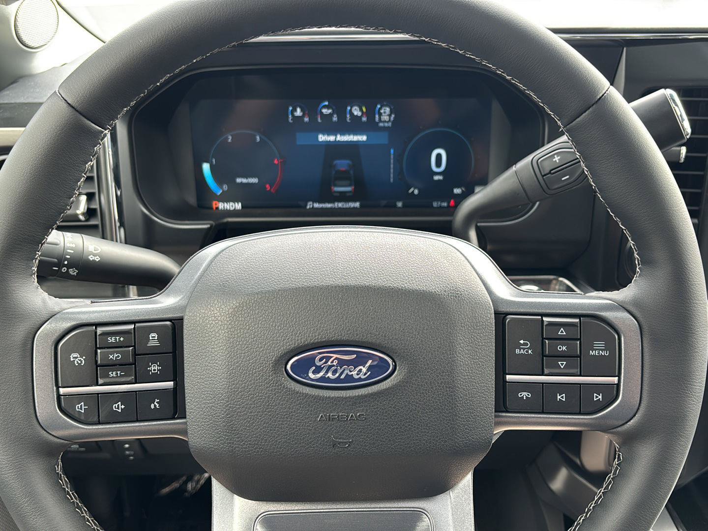 New 2027 Ford F250 Lariat w/ Black Appearance Package AWD/4WD image 18