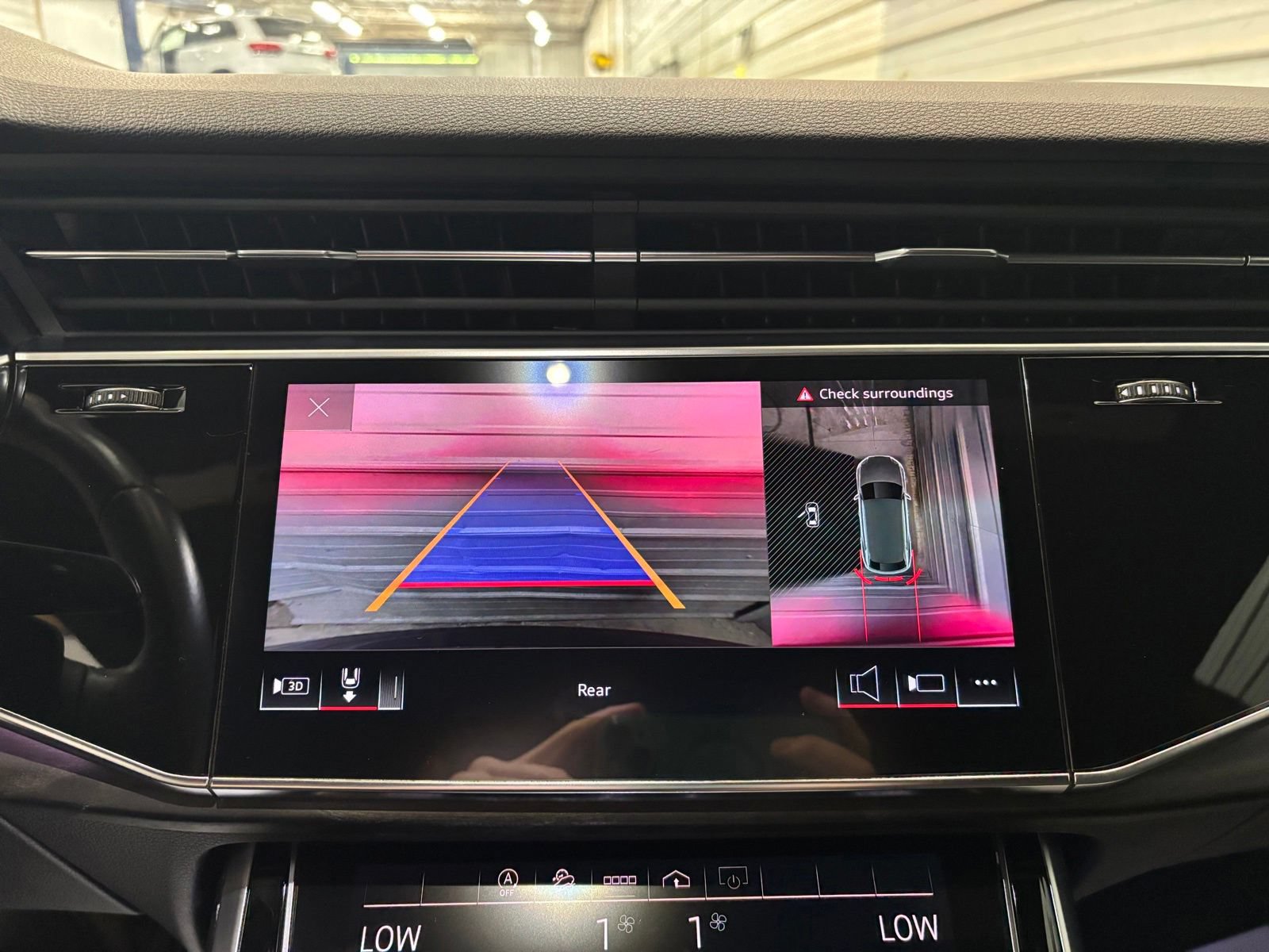 Used 2021 Audi Q8 Premium Plus w/ Premium Plus Package AWD/4WD image 19