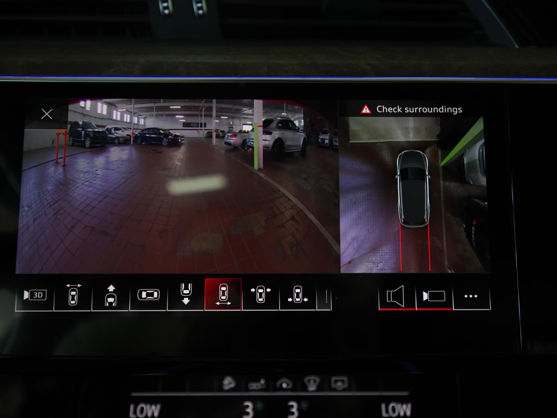 Used 2019 Audi e-tron Prestige AWD/4WD image 29