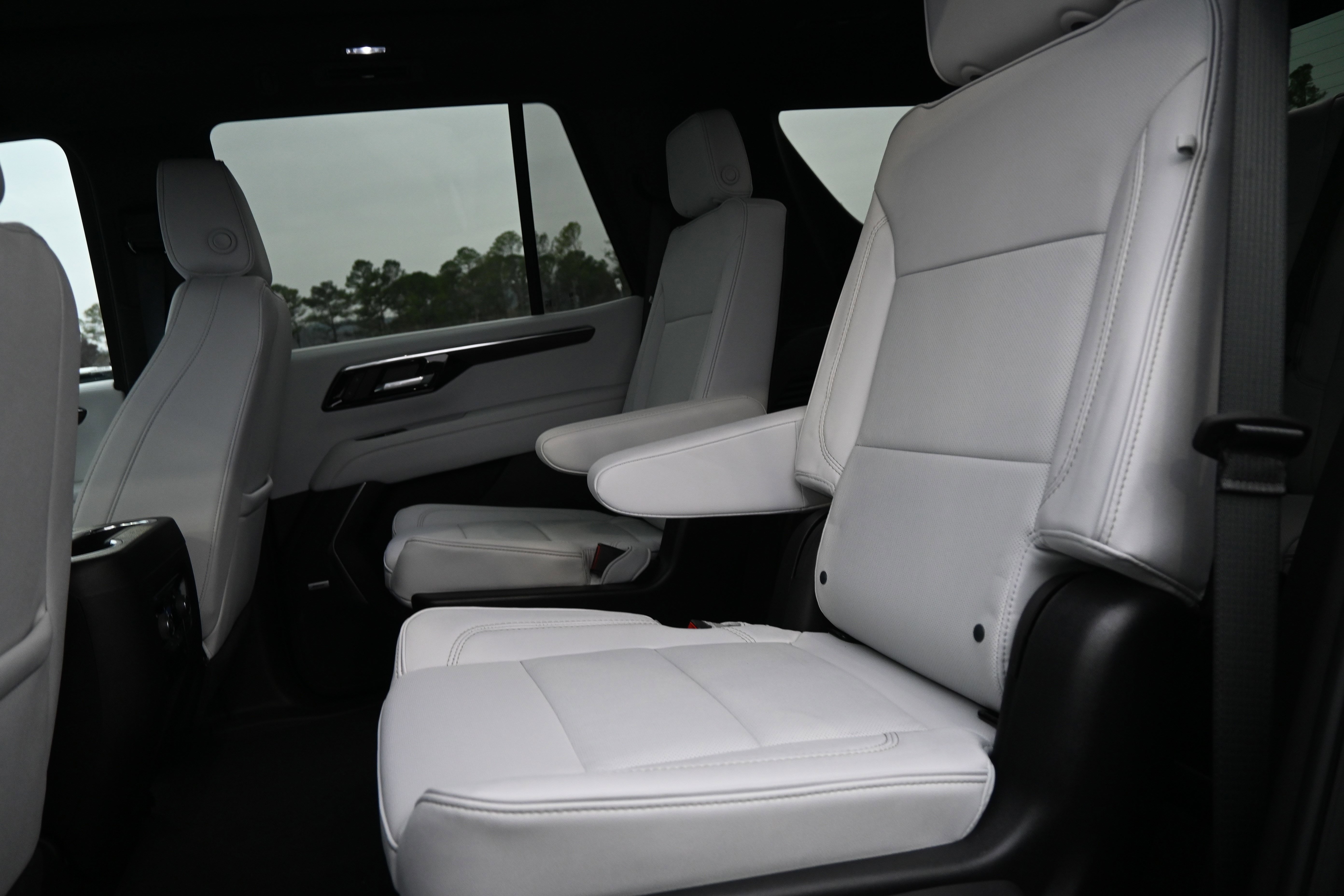 Used 2025 Chevrolet Tahoe Premier w/ Sun And Tow Package image 30