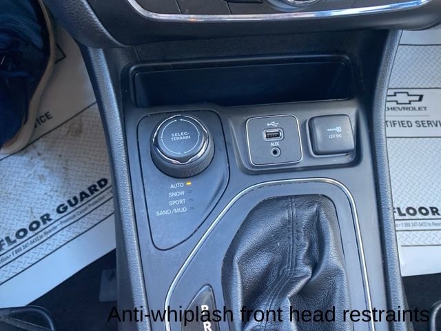 Used 2019 Jeep Cherokee Latitude w/ Popular Appearance Group image 19