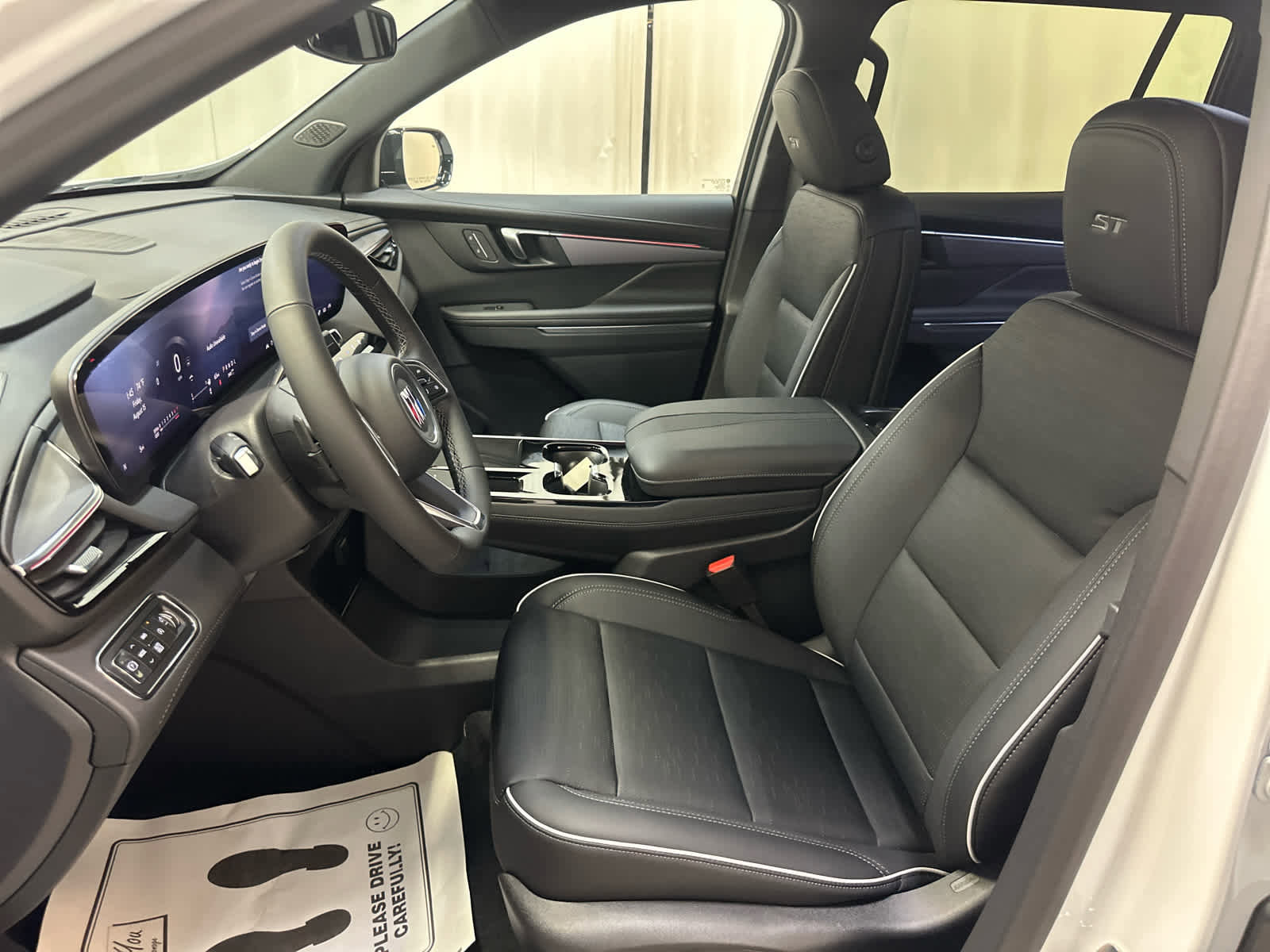 New 2026 Buick Enclave Sport Touring image 4